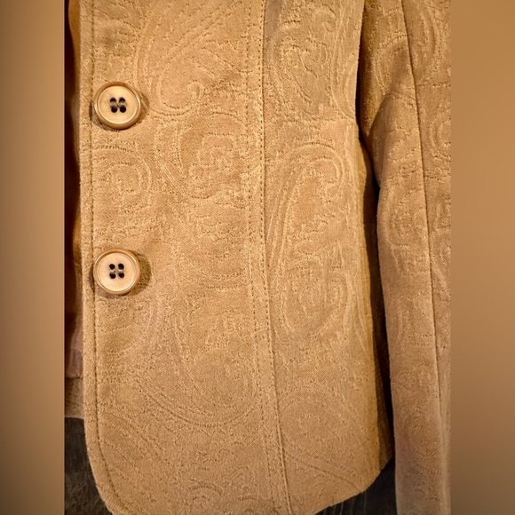 OILILY JACKET - Picture 2 of 7